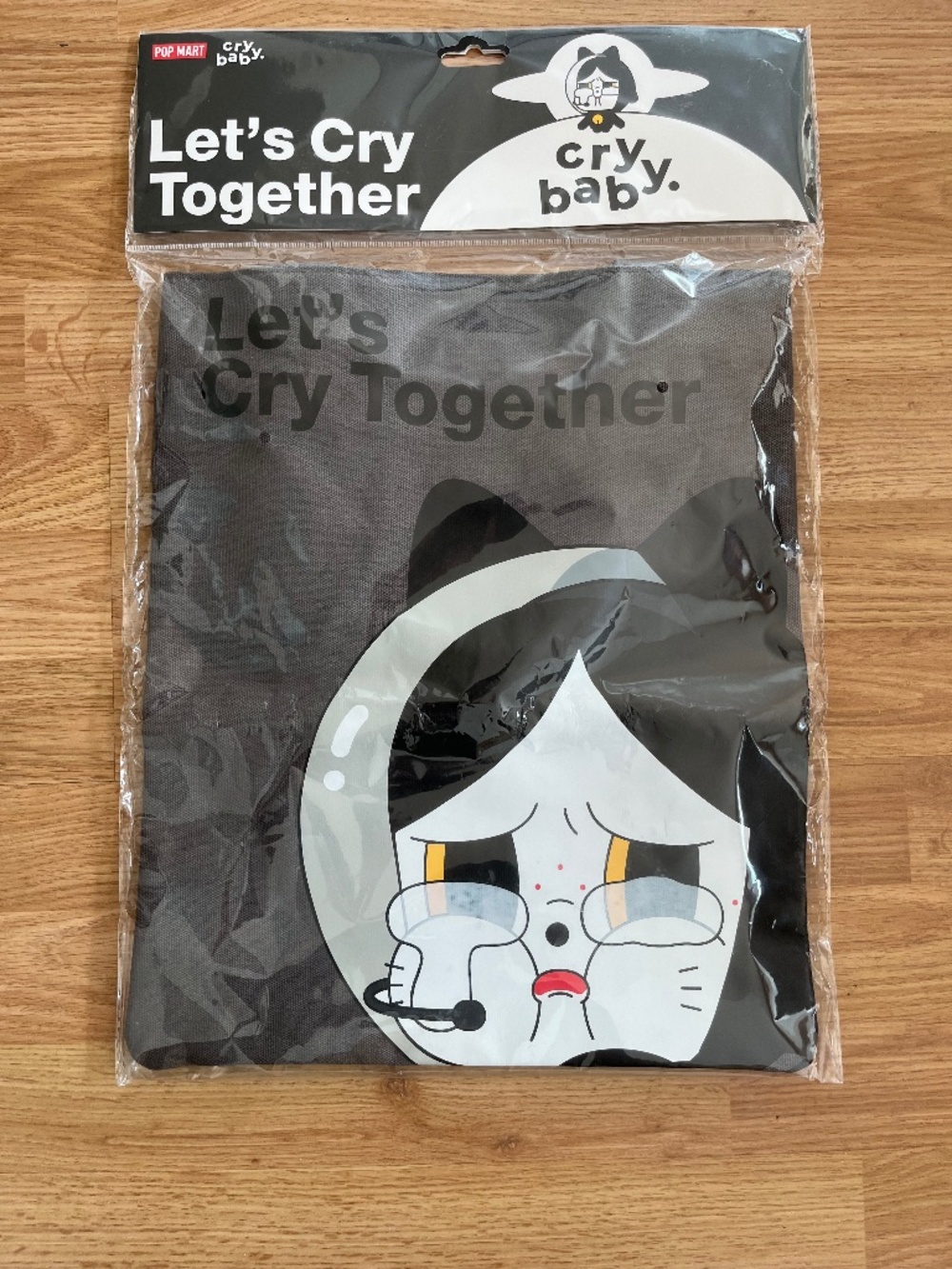 CRYBABY- SPACE CAT- SPACESHIP ASTRONAUT CANVAS BAG | POP MART |SINGAPORE LIMITED
